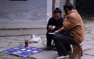 b型血女人的性格特点 B型血女生性格解析