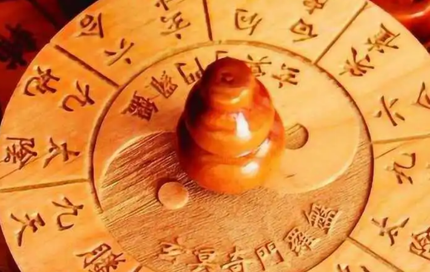 鹤壁市很灵又准的算卦师傅微信