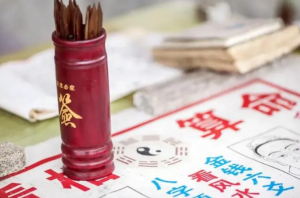 b型血女人的性格特点 B型血女生性格解析