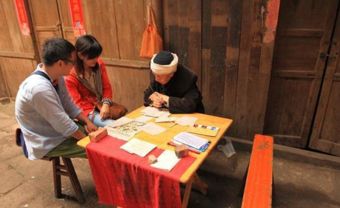 广东潮汕算命准的先生简介、汕头命理师傅微信号电话公布