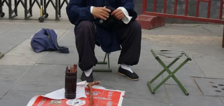 武汉算命师傅谁比较准、微信在线算命号码公布