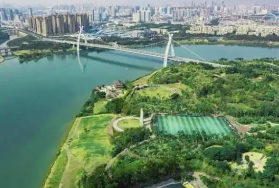 南宁兴宁区风水先生哪个好，联系电话在哪？