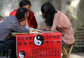 b型血女人的性格特点 B型血女生性格解析
